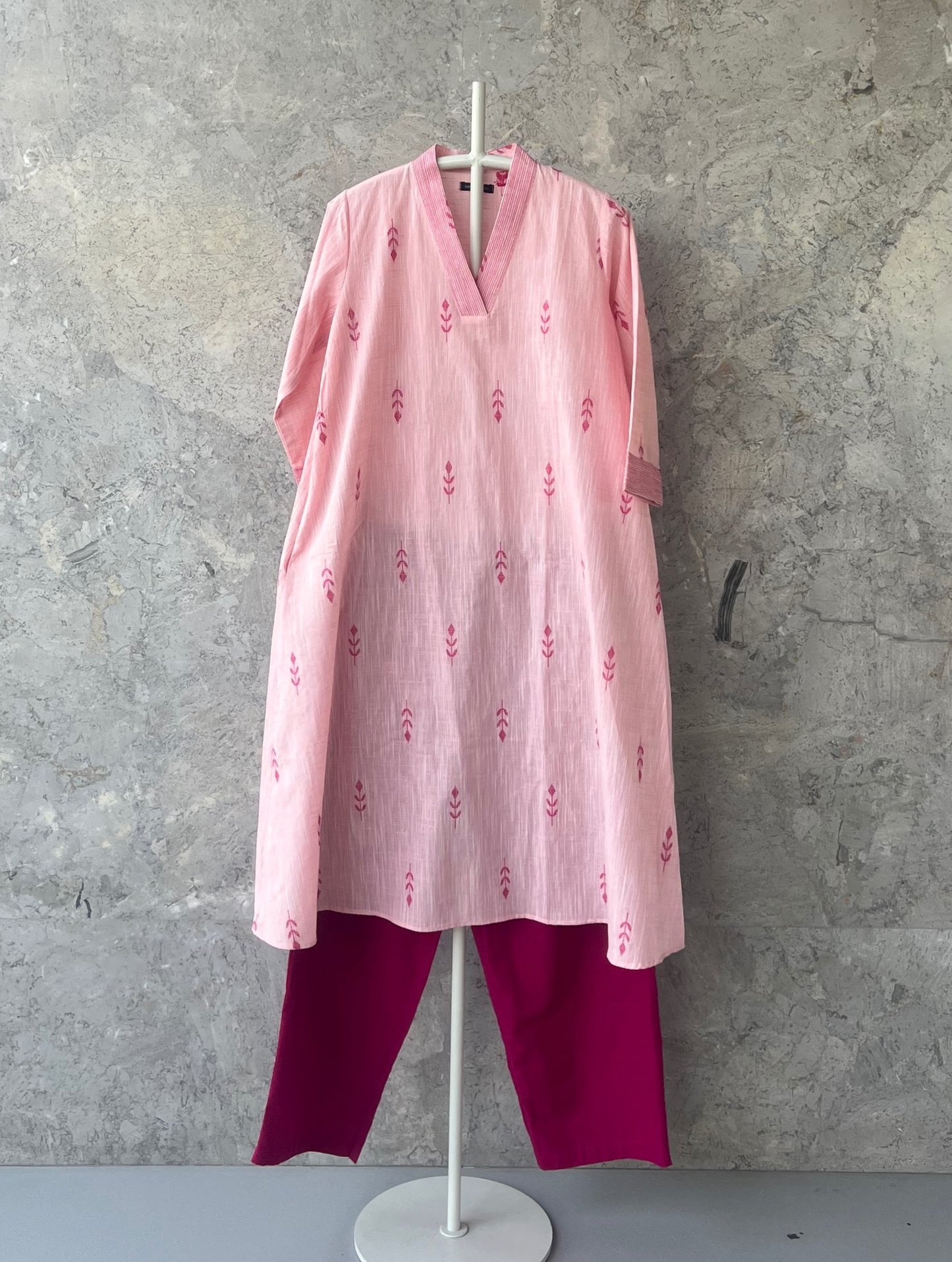 White Butti Cotton Kurta