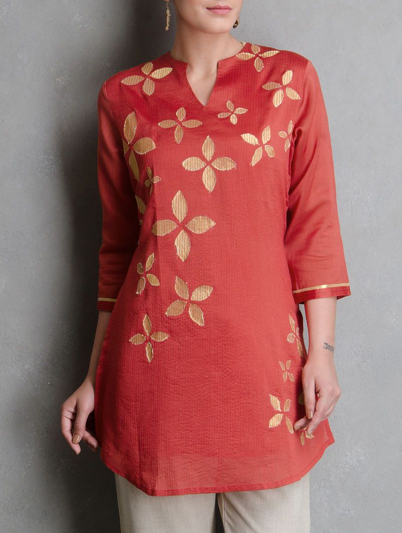 Red flower dress Kurta Sonal Kabra Sonal Kabra Buy Shop online premium luxury fashion clothing natural fabrics sustainable organic hand made handcrafted artisans craftsmen
