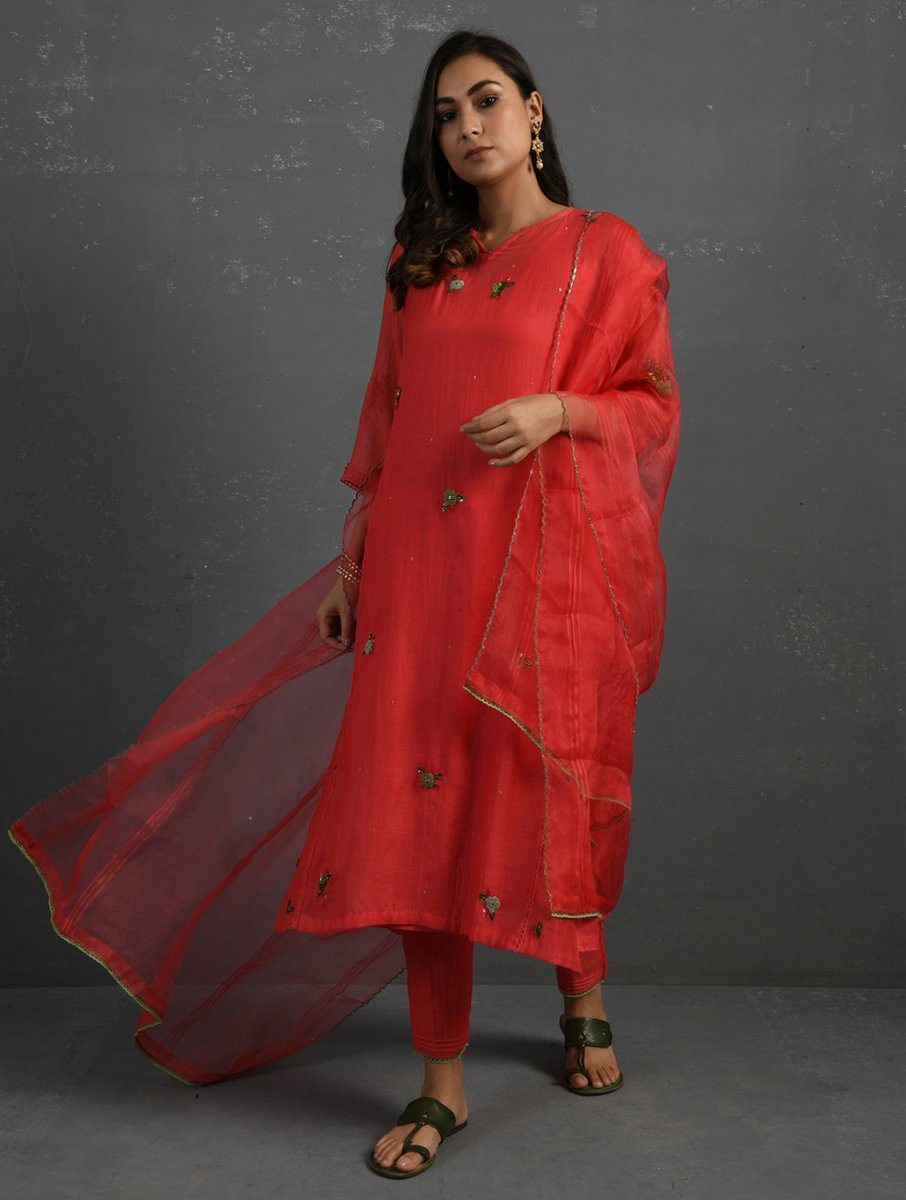 (Set of 4) Pink Hand embroidered Kurta Set Kurta Set Sonal Kabra Sonal Kabra Buy Shop online premium luxury fashion clothing natural fabrics sustainable organic hand made handcrafted artisans craftsmen