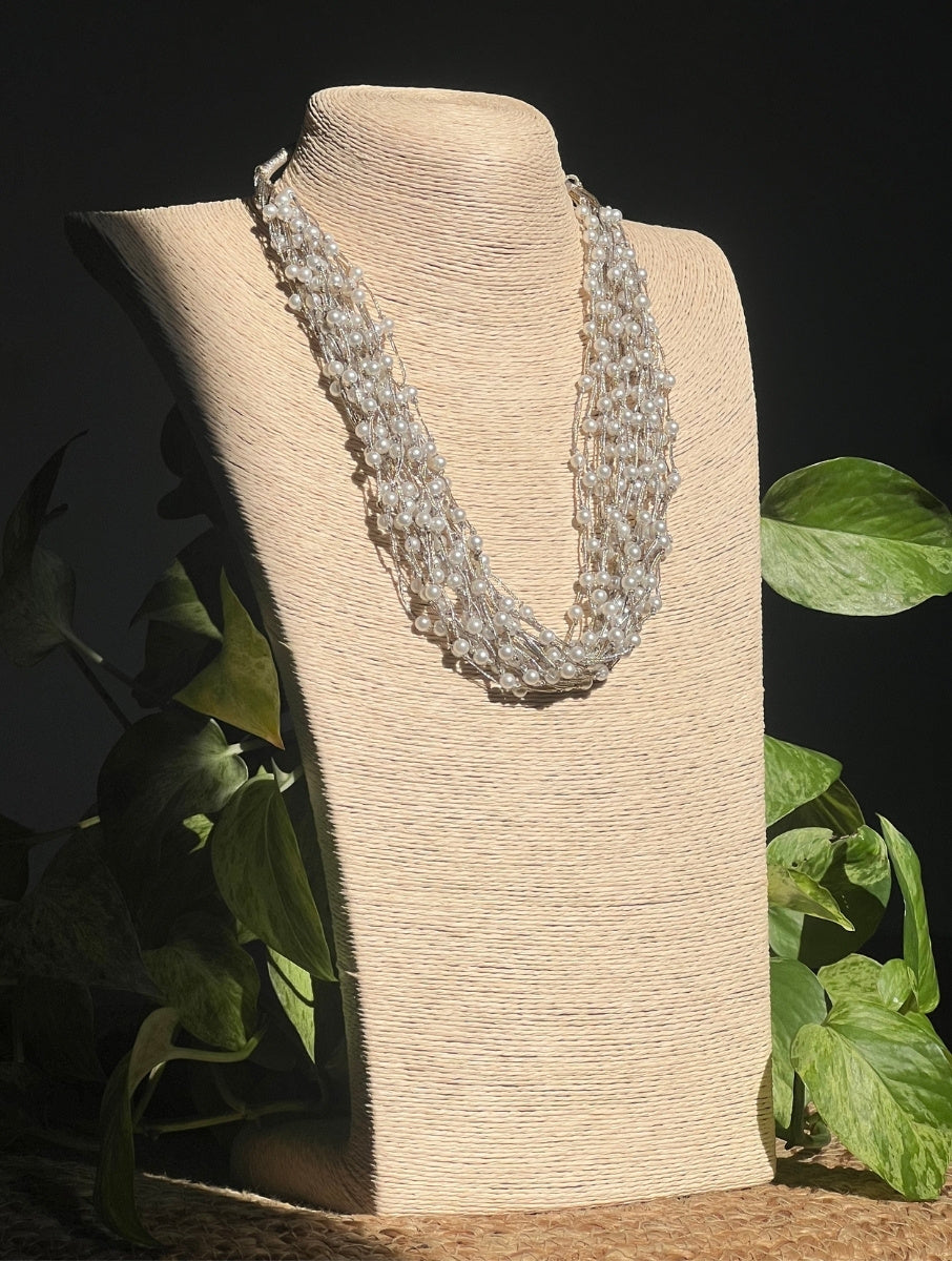Gold & Sliver Thread Pearl Necklace