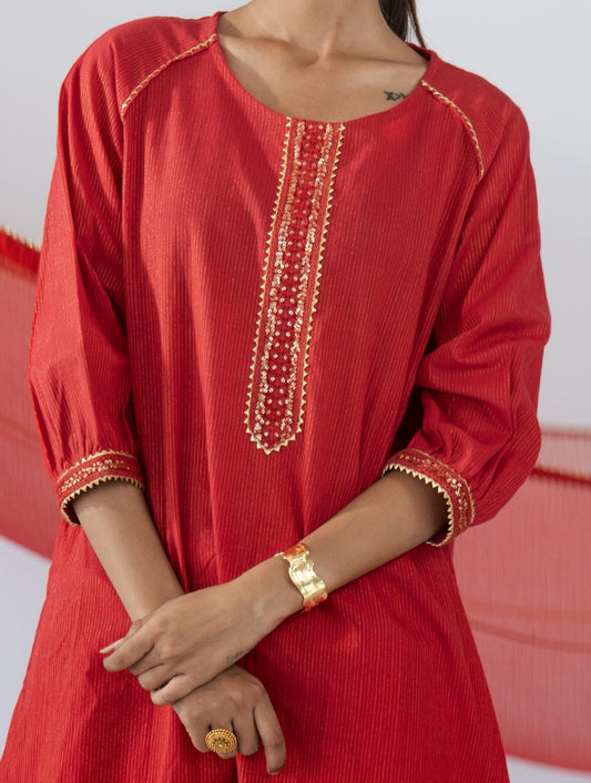 Red Raglan Sleeve Kurta Set