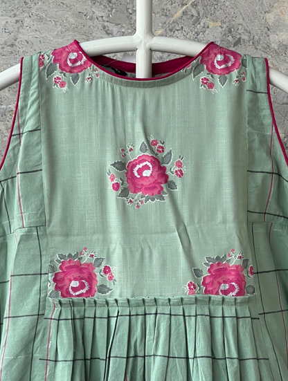 Scalloped Lace Top