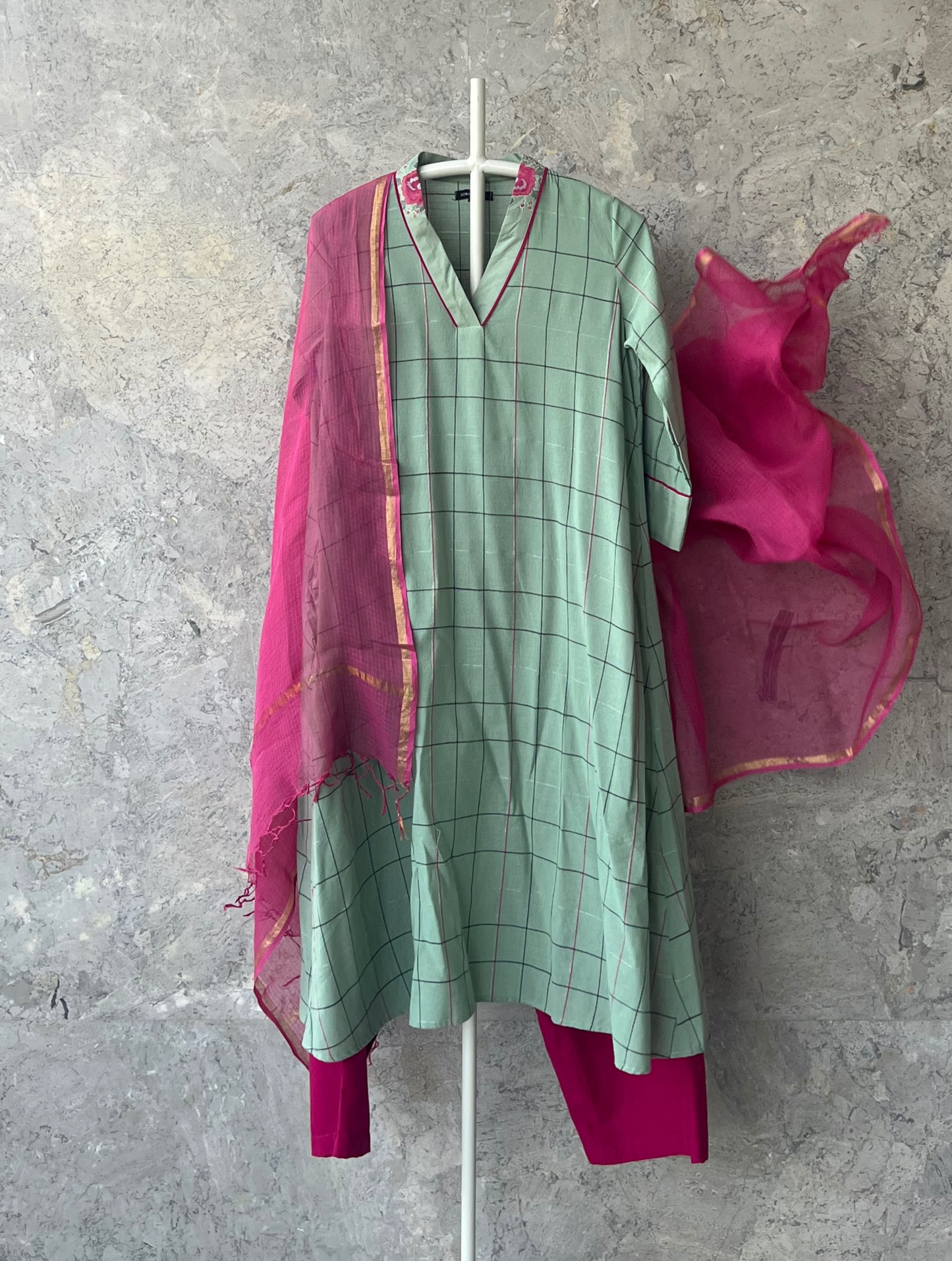 White Butti Cotton Kurta