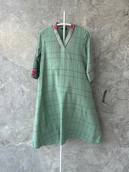 White Butti Cotton Kurta