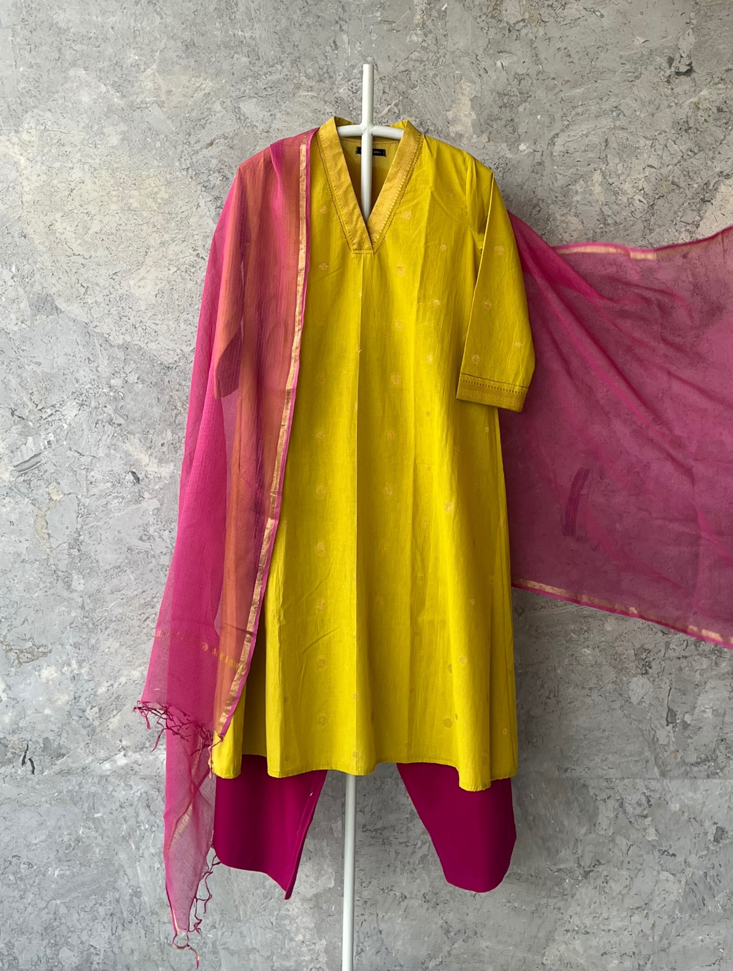 White Butti Cotton Kurta