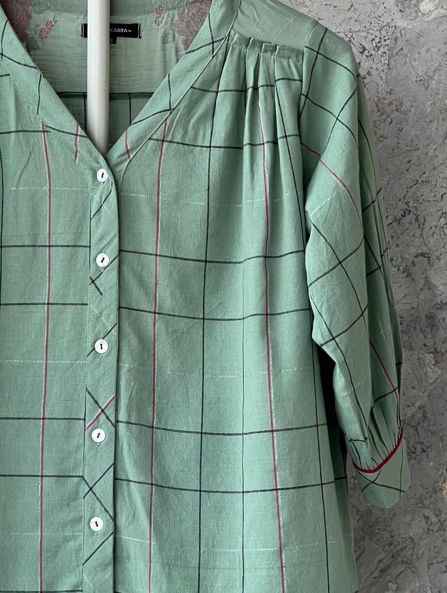 Pista Sleeve Shirt