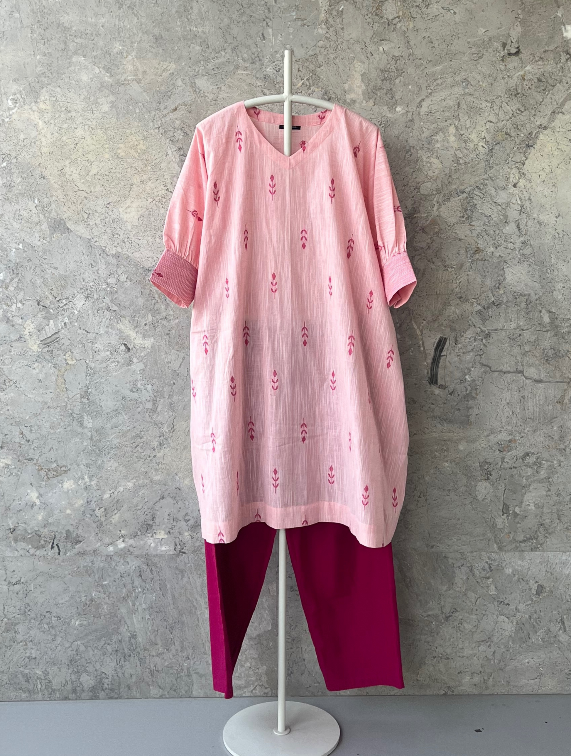 Pink cotton kaftan kurta with flowy silhouette and thread detailing by Indian designer Sonal Kabra